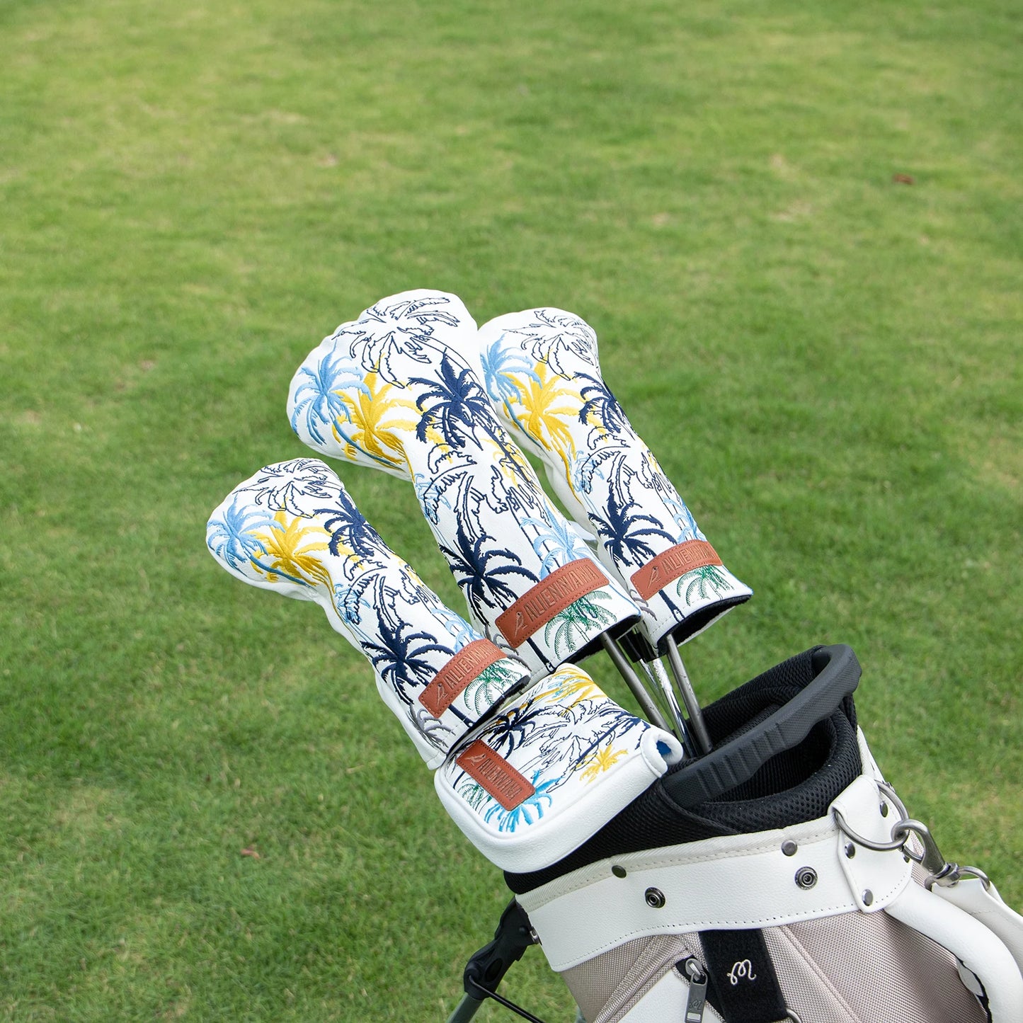 Hawaii White Head Covers