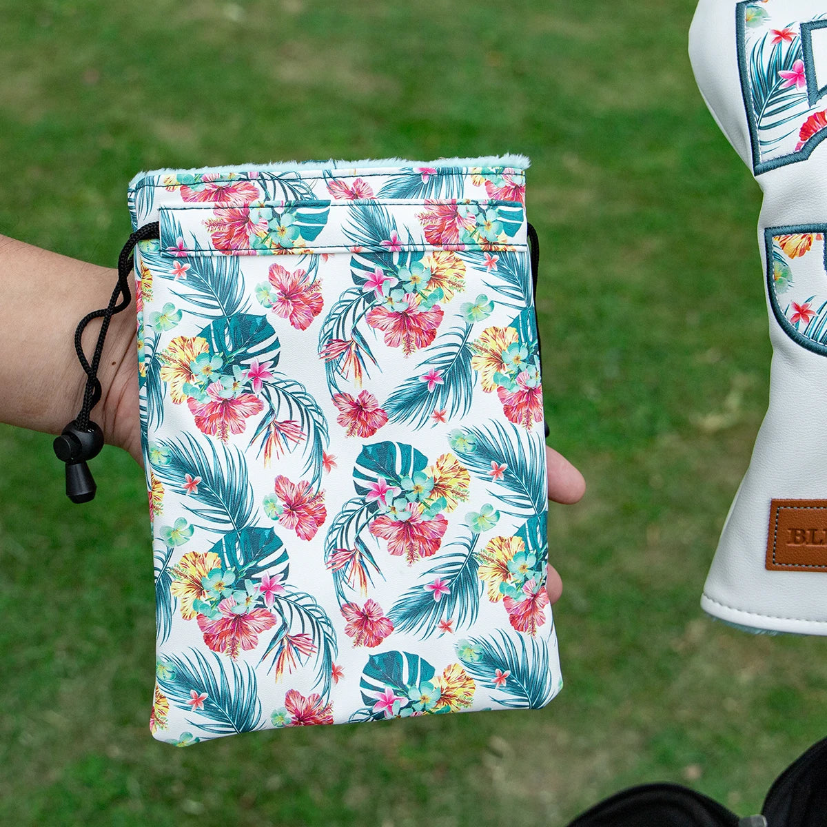 Golf Valuables Pouch (Floral)